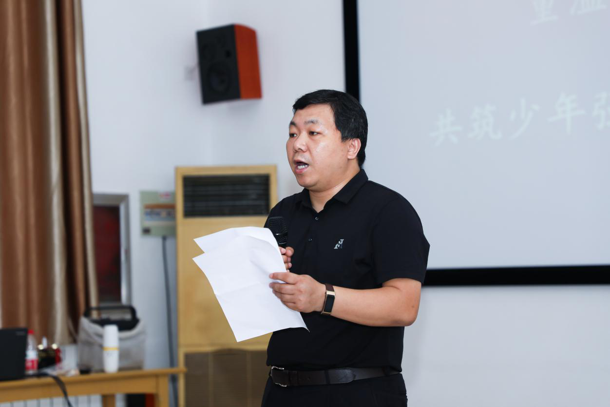 市中区区委常委、统战部部长王云刚同志