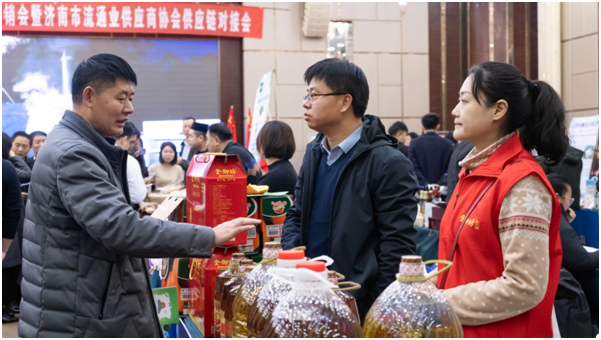 参展人员