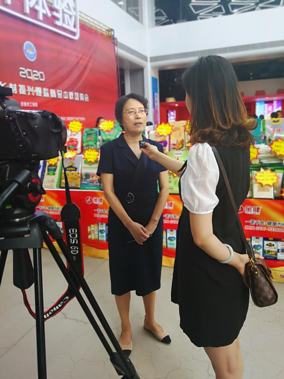 济南市工商联副主席靖淑兰